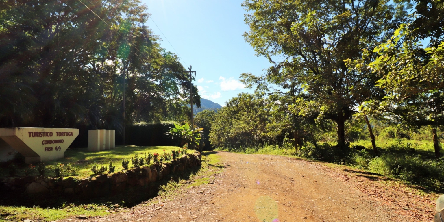 1 (39) The Largest Ready to Build Residential Lot in the Beautiful Gated Community of Turistico Tortuga Phase 6 in Ojochal Costa Rica