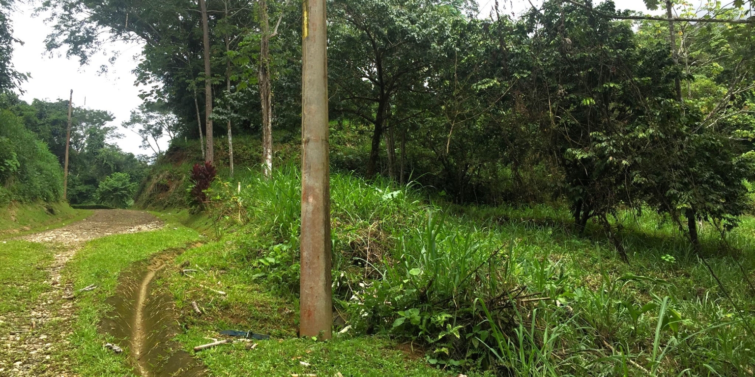 1 (18) The Largest Ready to Build Residential Lot in the Beautiful Gated Community of Turistico Tortuga Phase 6 in Ojochal Costa Rica