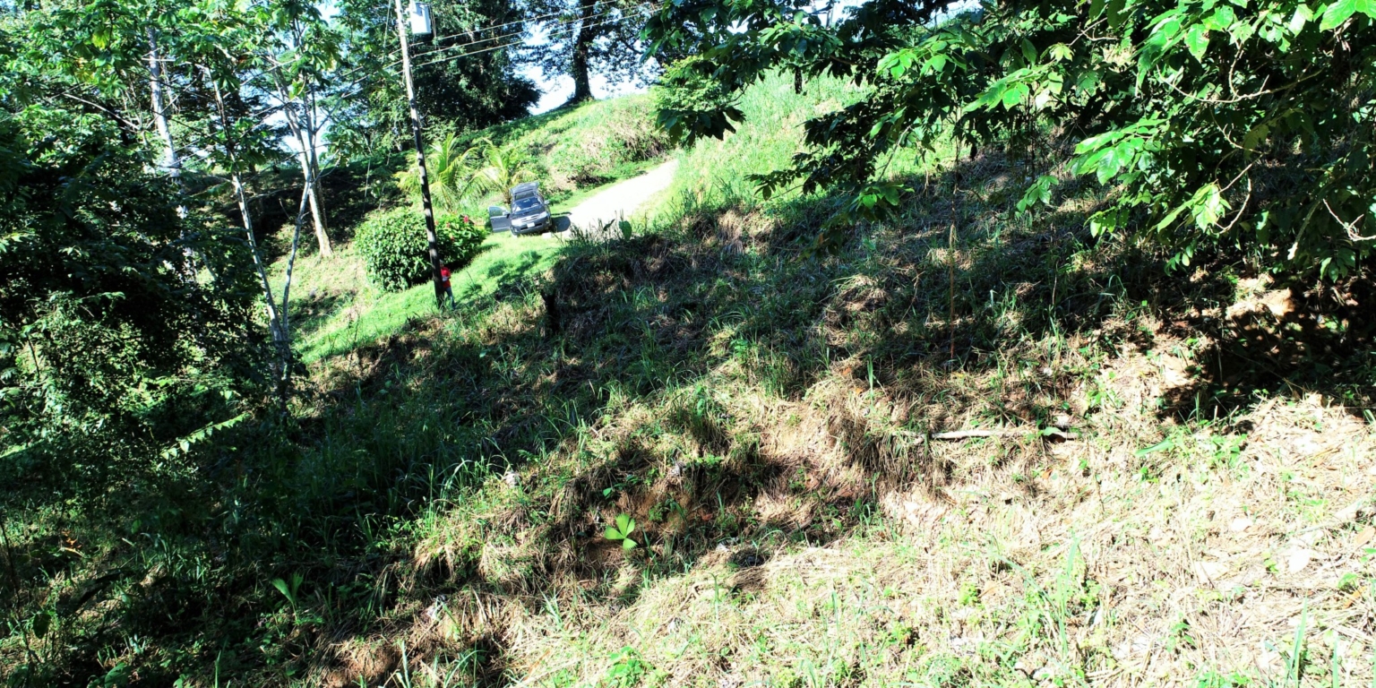 1 (9) The Largest Ready to Build Residential Lot in the Beautiful Gated Community of Turistico Tortuga Phase 6 in Ojochal Costa Rica