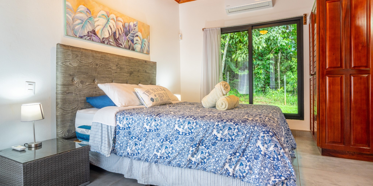 Excellent 3-Bedroom Home in Popular Neighborhood, Quiet, Private & Strong Rental Income in Ojochal Costa Rica Excellent 3-Bedroom Home in Popular Neighborhood, Quiet, Private & Strong Rental Income in Ojochal Costa Rica