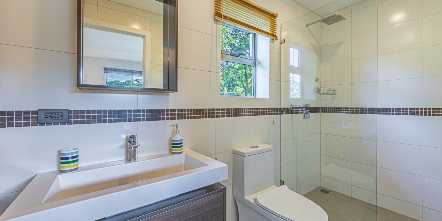 Brand New 2-Bedroom Home in Easy Access Location Walking Distance to Town in Uvita Costa Rica