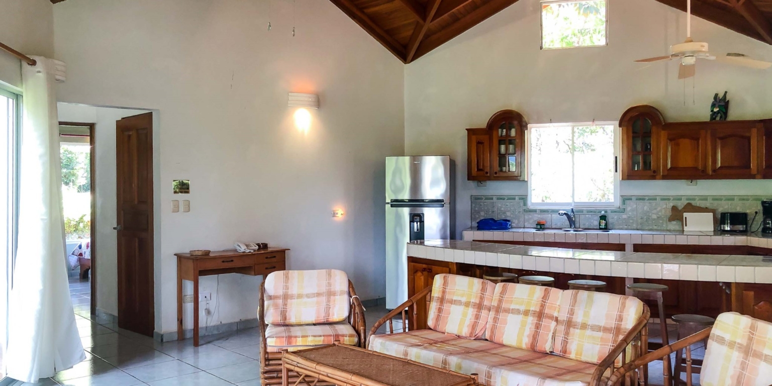 family-home-on-3-mountain-view-lots-1 Family 2-Bedroom Home with Rental Opportunity Family Home on 3 Mountain View Lots in Ojochal Costa Rica