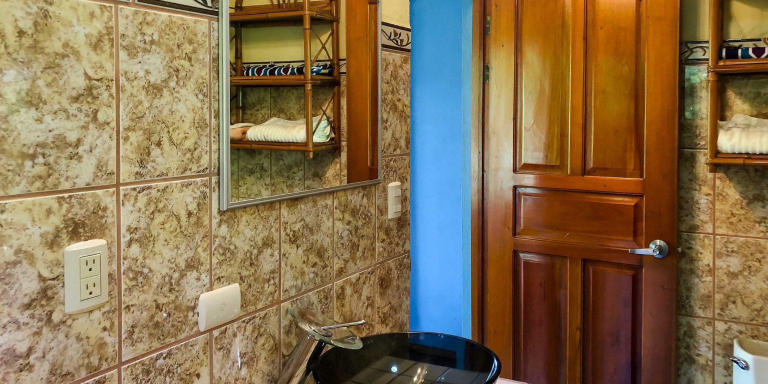 family-home-on-3-mountain-view-lots-11 Family 2-Bedroom Home with Rental Opportunity Family Home on 3 Mountain View Lots in Ojochal Costa Rica