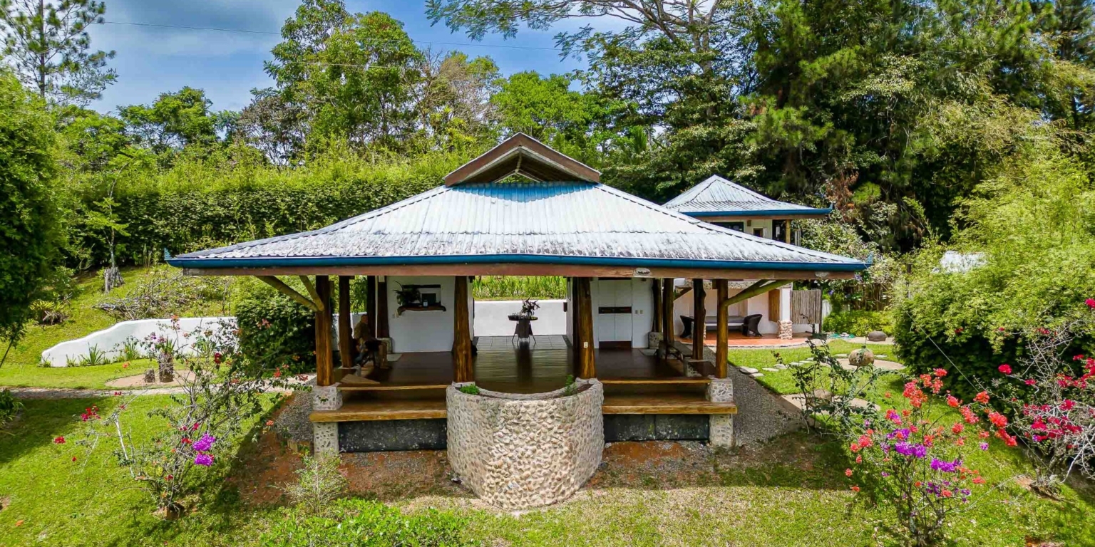 One of a Kind Mountain view Retreat Center with Mature Trees Immersed in Nature in Platanillo above Dominical Costa Rica One of a Kind Mountain view Retreat Center with Mature Trees Immersed in Nature in Platanillo above Dominical Costa Rica