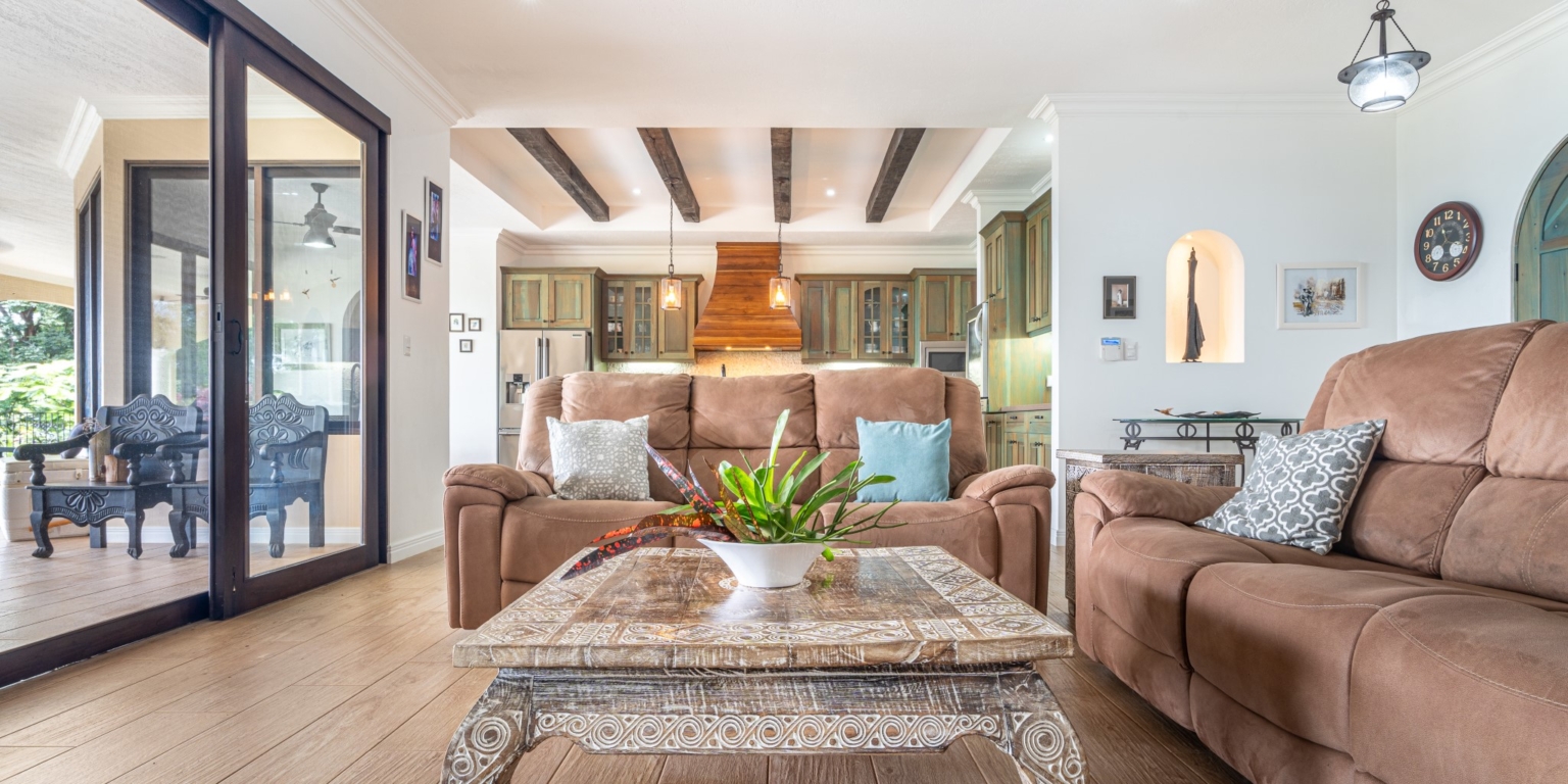 Spacious & Beautiful 3-Bedroom Ocean View Home on 3.5 Acres in a Gated Community in Platanillo above Dominical Costa Rica Spacious & Beautiful 3-Bedroom Ocean View Home on 3.5 Acres in a Gated Community in Platanillo above Dominical Costa Rica