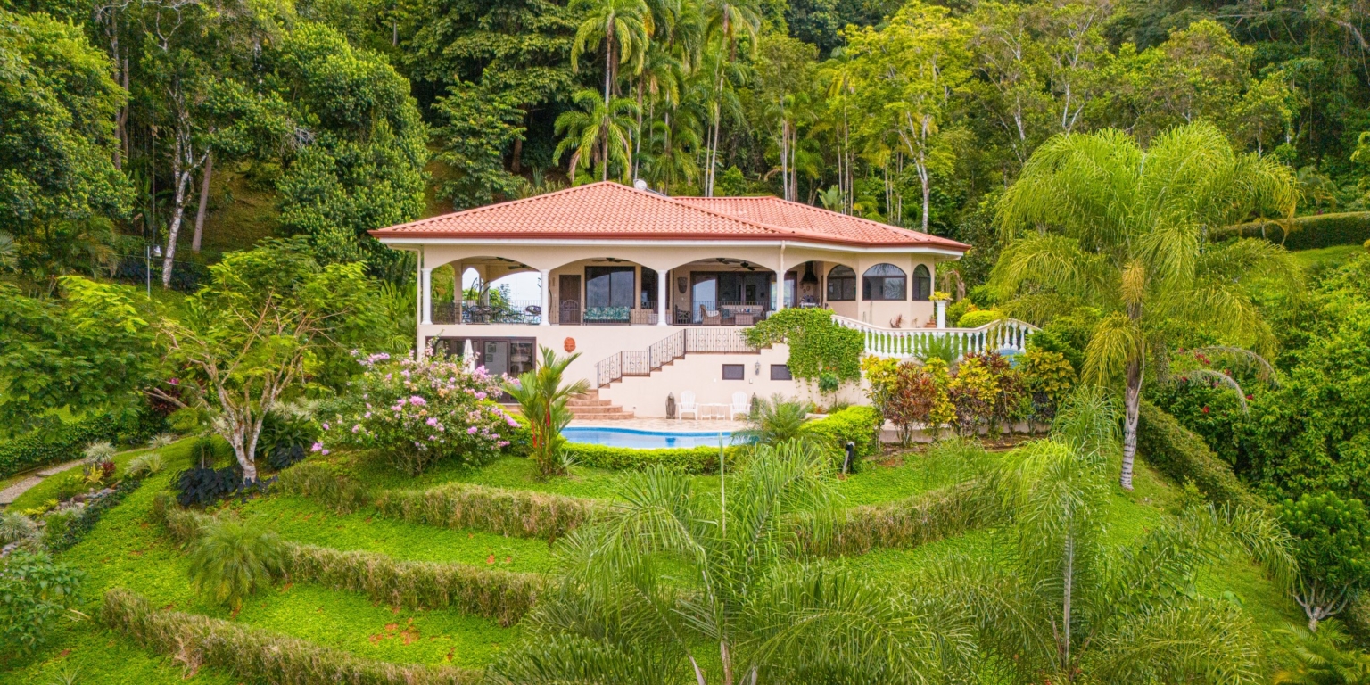 Spacious & Beautiful 3-Bedroom Ocean View Home on 3.5 Acres in a Gated Community in Platanillo above Dominical Costa Rica Spacious & Beautiful 3-Bedroom Ocean View Home on 3.5 Acres in a Gated Community in Platanillo above Dominical Costa Rica