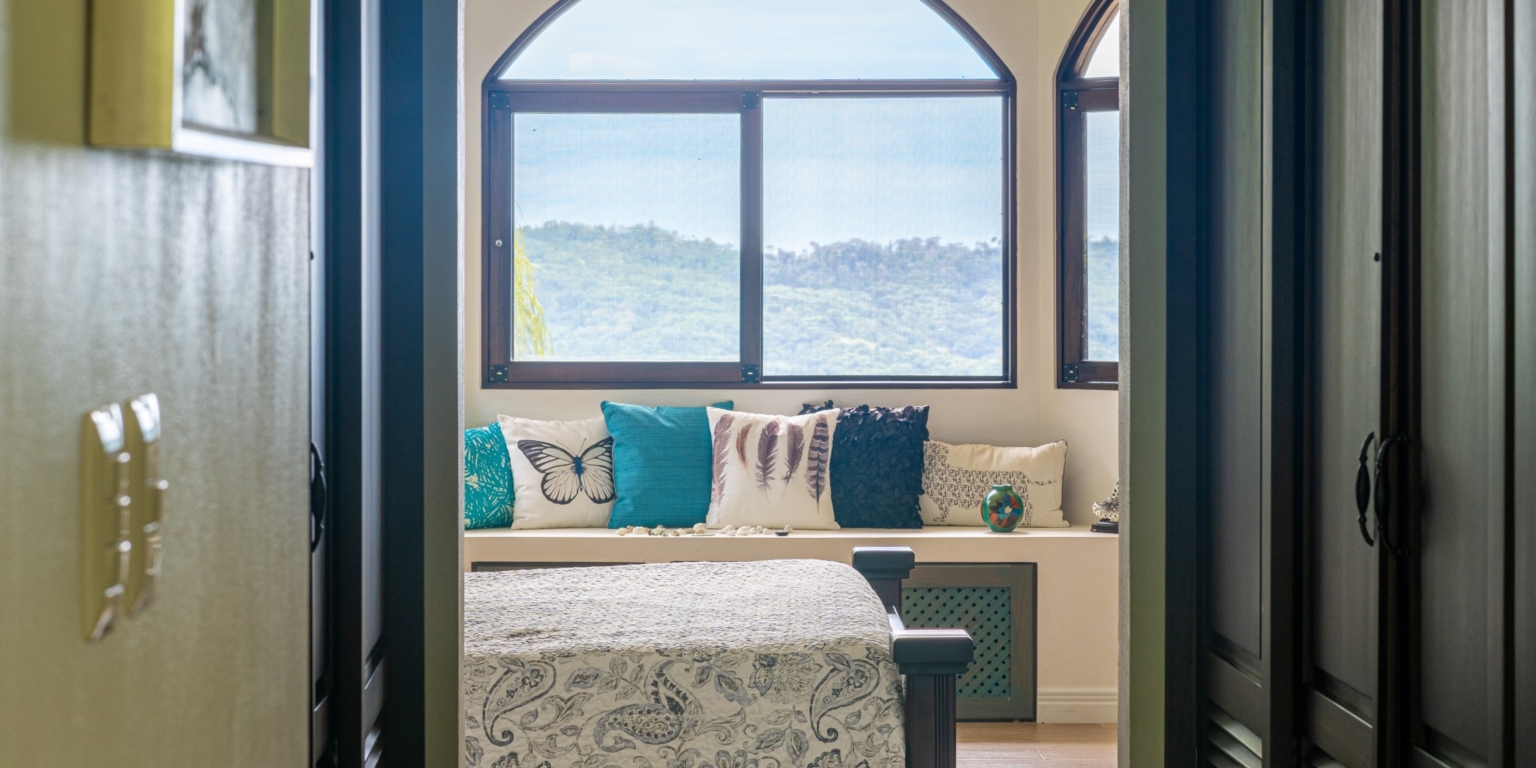 Spacious & Beautiful 3-Bedroom Ocean View Home on 3.5 Acres in a Gated Community in Platanillo above Dominical Costa Rica Spacious & Beautiful 3-Bedroom Ocean View Home on 3.5 Acres in a Gated Community in Platanillo above Dominical Costa Rica