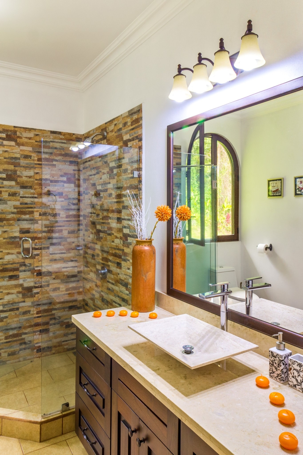 Spacious & Beautiful 3-Bedroom Ocean View Home on 3.5 Acres in a Gated Community in Platanillo above Dominical Costa Rica Spacious & Beautiful 3-Bedroom Ocean View Home on 3.5 Acres in a Gated Community in Platanillo above Dominical Costa Rica