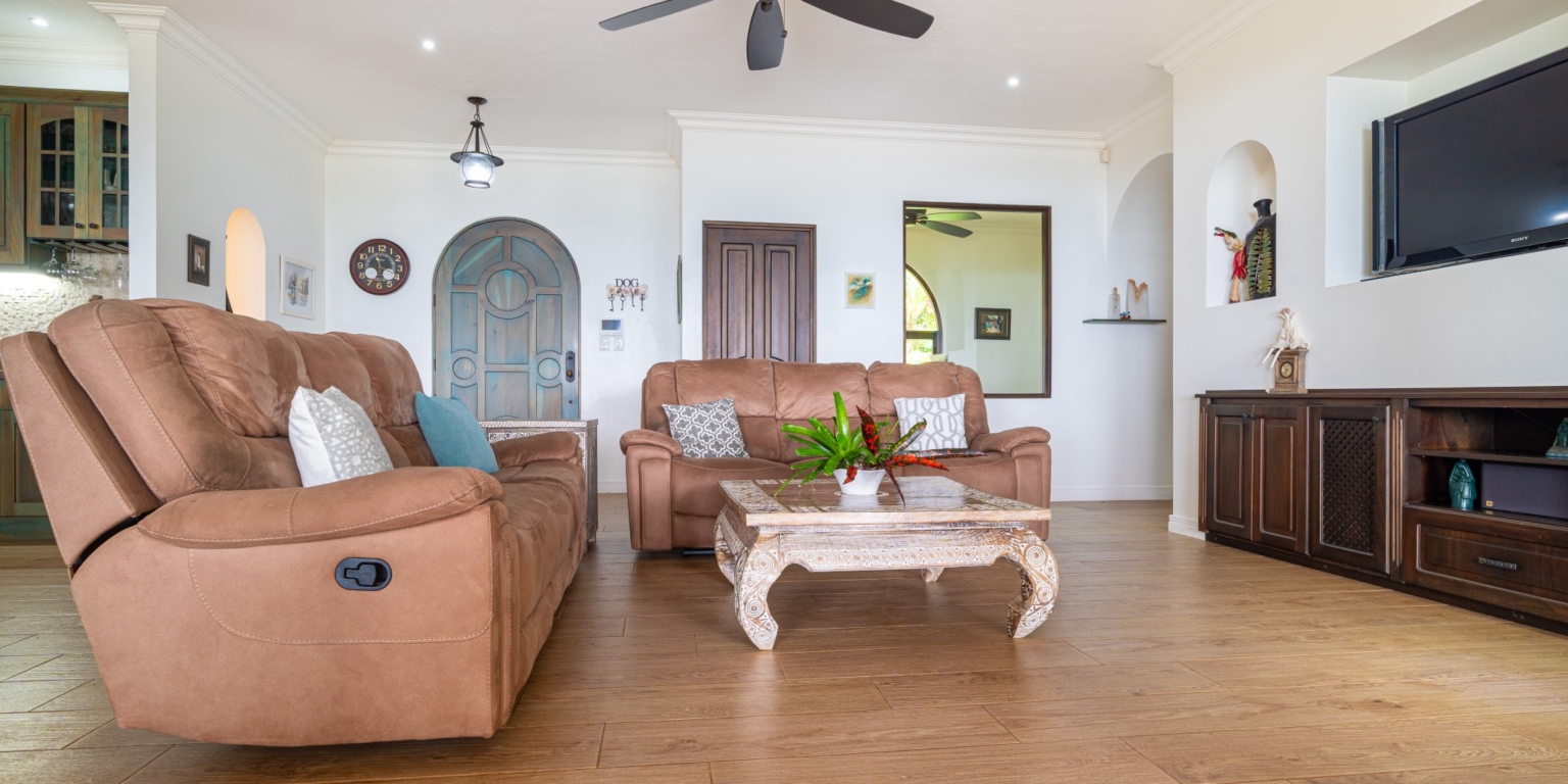 Spacious & Beautiful 3-Bedroom Ocean View Home on 3.5 Acres in a Gated Community in Platanillo above Dominical Costa Rica Spacious & Beautiful 3-Bedroom Ocean View Home on 3.5 Acres in a Gated Community in Platanillo above Dominical Costa Rica