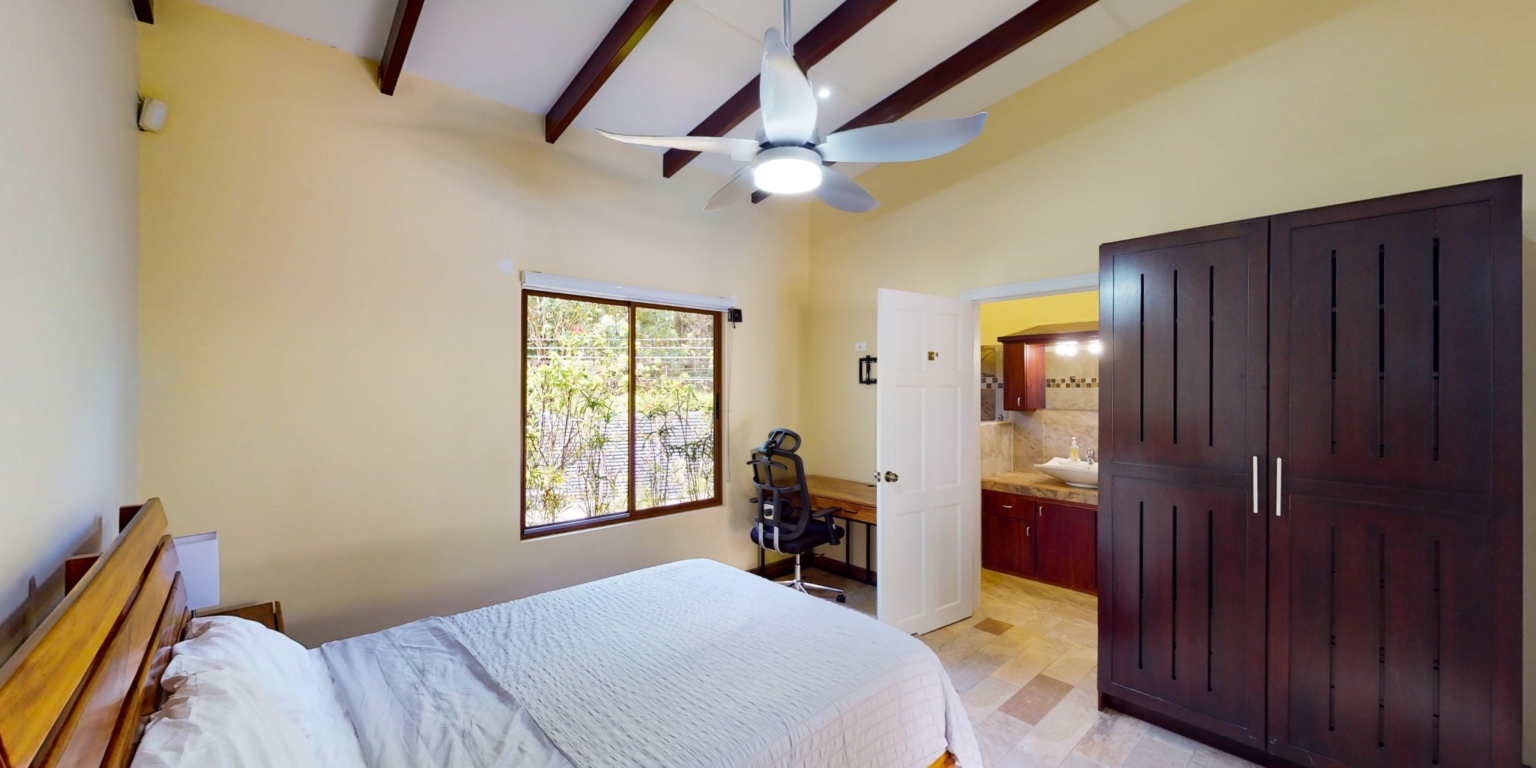 Tropical Paradise 3-Bedroom Home Oasis In Ojochal Costa Rica