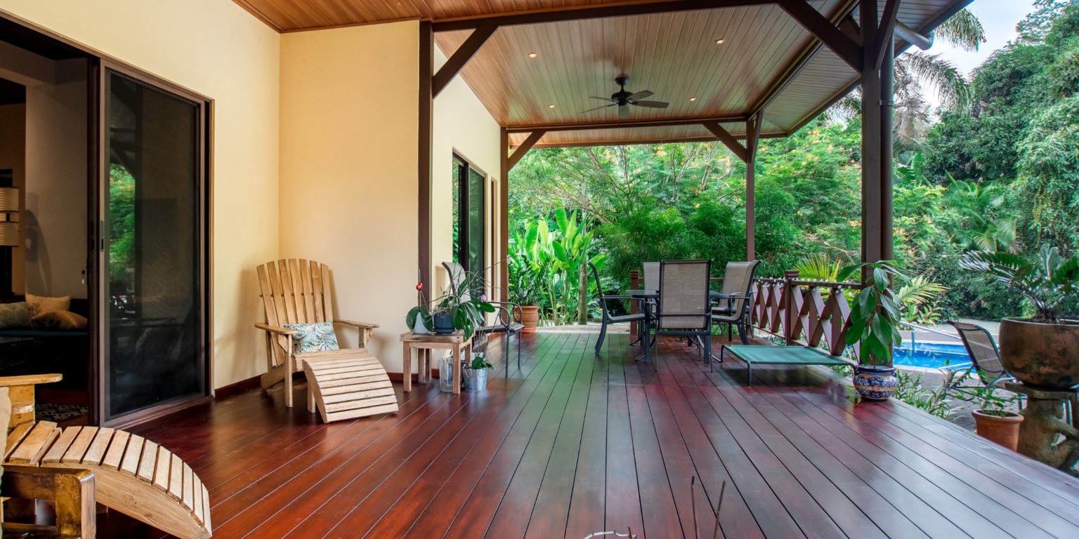 Tranquil Tropical 5 Bedroom Home Walking Distance to Beach in Dominical Costa Rica Tranquil Tropical 5 Bedroom Home Walking Distance to Beach in Dominical Costa Rica