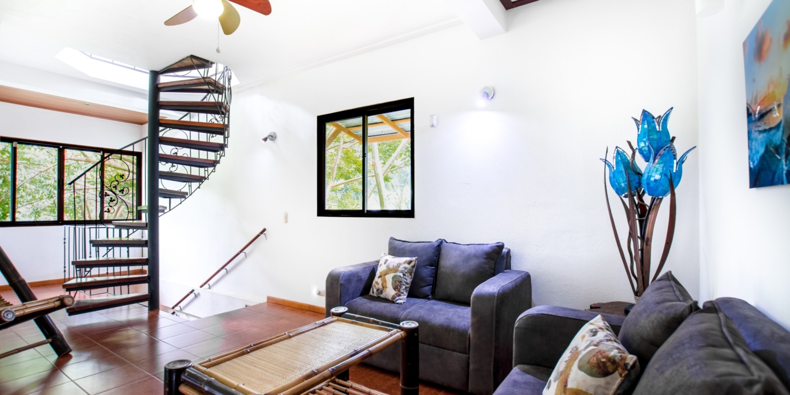 Tranquil Tropical 5 Bedroom Home Walking Distance to Beach in Dominical Costa Rica Tranquil Tropical 5 Bedroom Home Walking Distance to Beach in Dominical Costa Rica