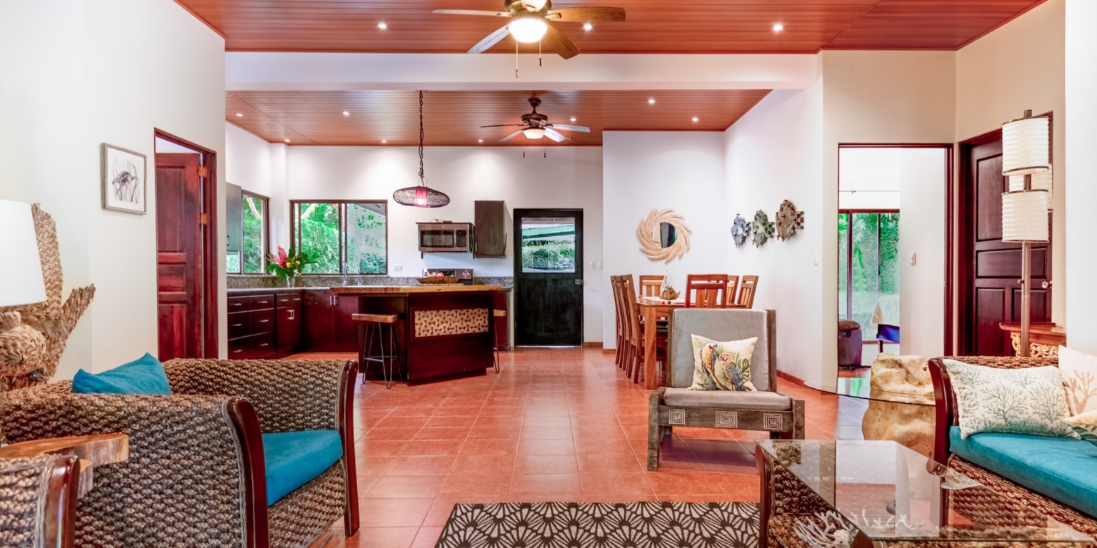 Tranquil Tropical 5 Bedroom Home Walking Distance to Beach in Dominical Costa Rica Tranquil Tropical 5 Bedroom Home Walking Distance to Beach in Dominical Costa Rica