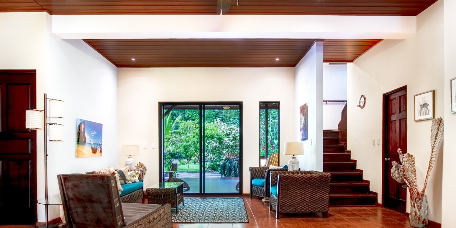 Tranquil Tropical 5 Bedroom Home Walking Distance to Beach in Dominical Costa Rica Tranquil Tropical 5 Bedroom Home Walking Distance to Beach in Dominical Costa Rica