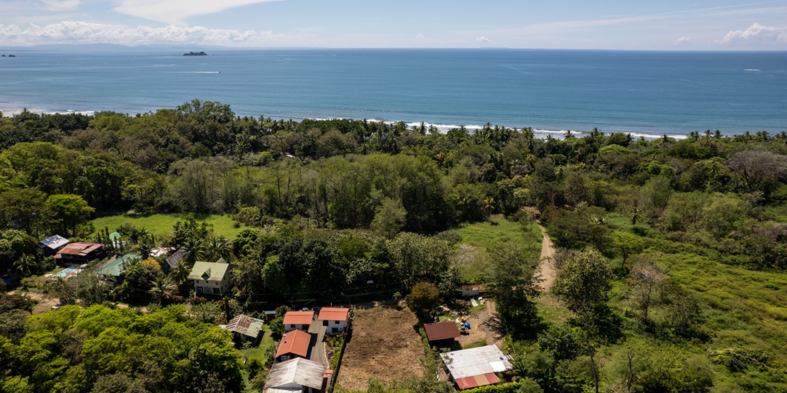 Sabor-6 House, Villas and Restaurant in a Great Walk-to-Beach Location at Incredible National Park Beach in Uvita Costa Rica