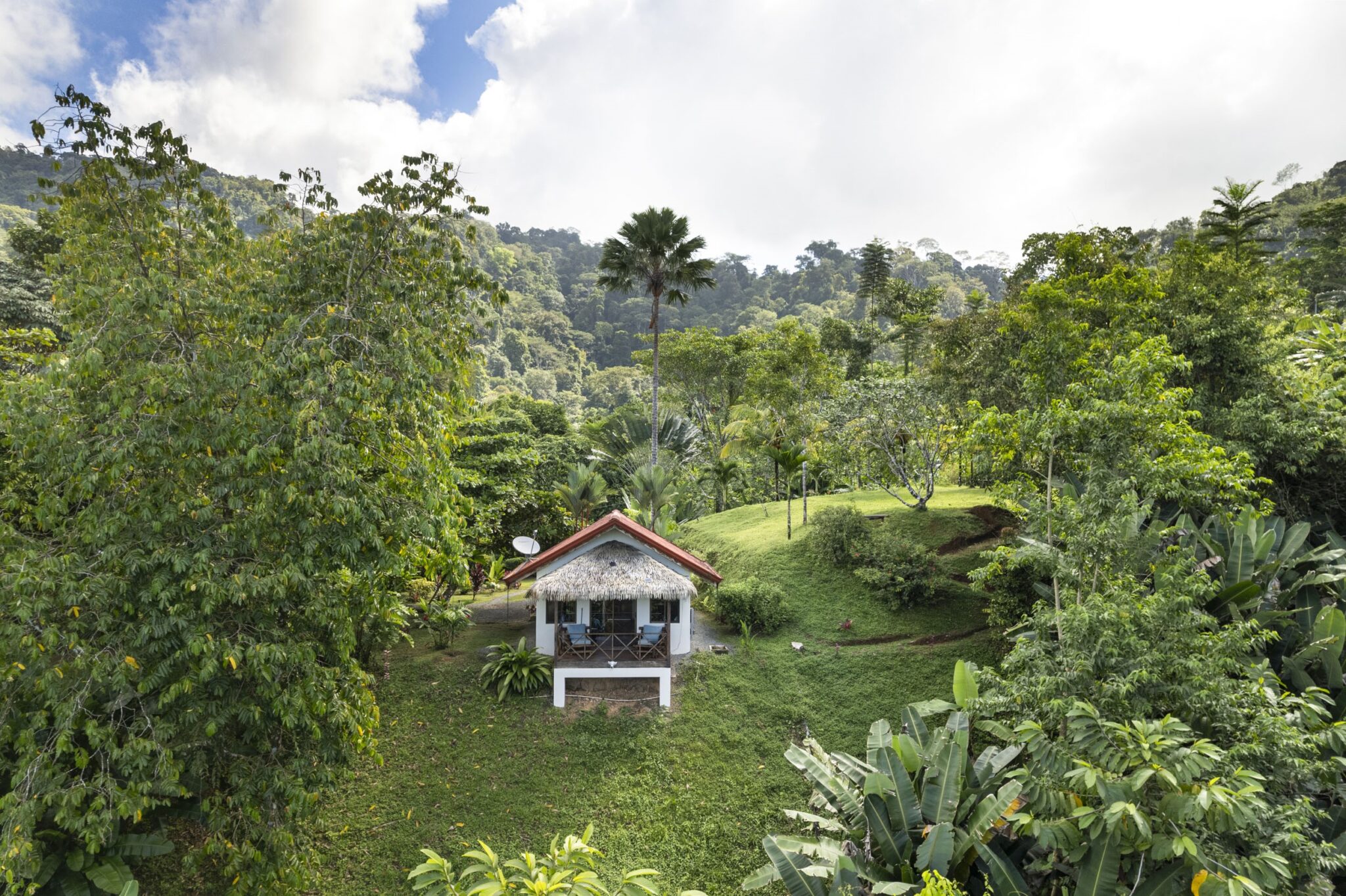 Tres Rios (Vergel) Bungalow Cozy Sunset Ocean-View Bungalow on 3.5 Acres of Jungle with Creeks, & Abundant Wildlife in Tres Rios Costa Rica