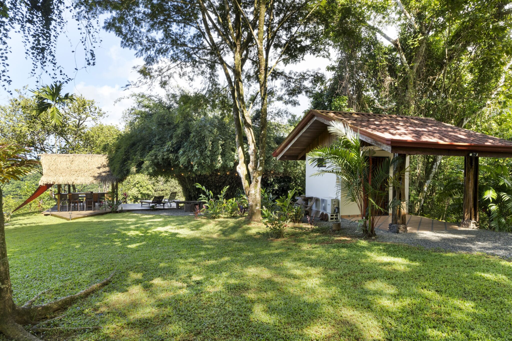 Tres Rios (Vergel) Bungalow Cozy Sunset Ocean-View Bungalow on 3.5 Acres of Jungle with Creeks, & Abundant Wildlife in Tres Rios Costa Rica