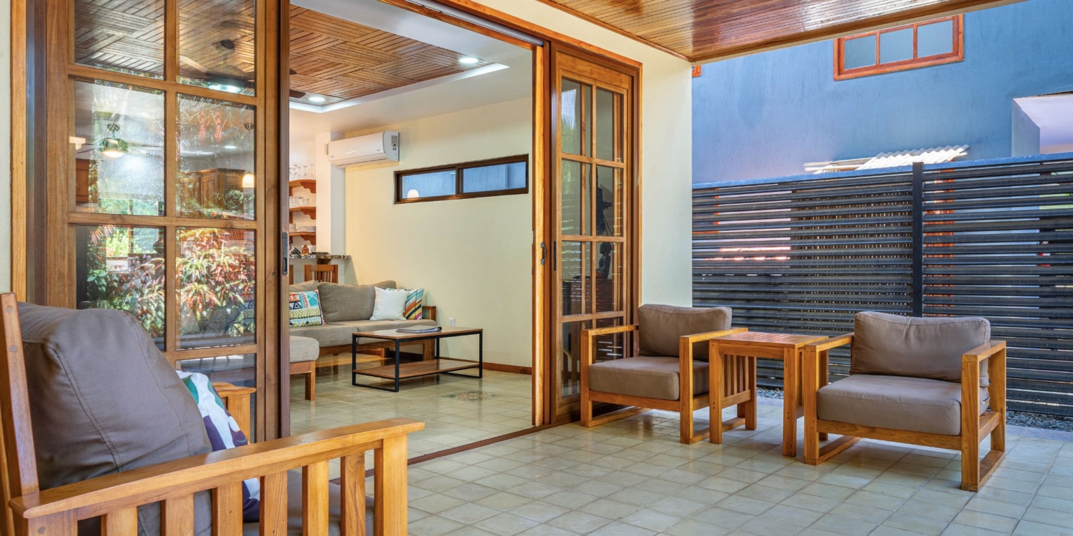 Villa Westy-014 Newly-Renovated 3-Bedroom Villa Just Steps to the Beach & Town in Dominical Costa Rica