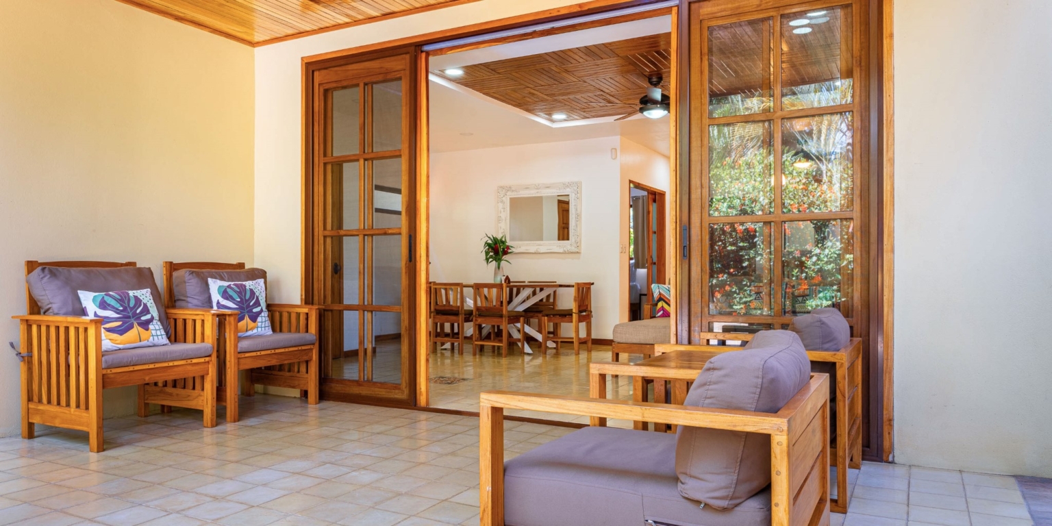 Villa Westy-015 Newly-Renovated 3-Bedroom Villa Just Steps to the Beach & Town in Dominical Costa Rica