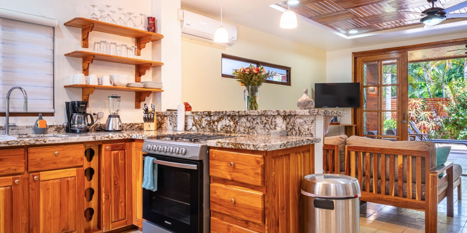 Villa Westy-025 Newly-Renovated 3-Bedroom Villa Just Steps to the Beach & Town in Dominical Costa Rica