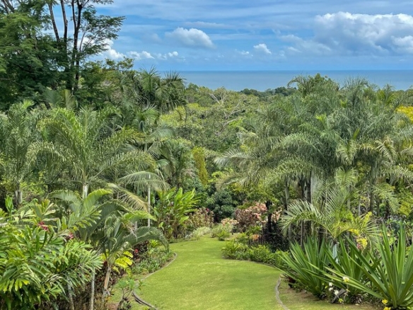 Costal Retreat with Ocean Views, photo 12 of 24
