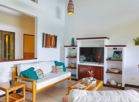 Costal Retreat with Ocean Views, photo 16 of 24