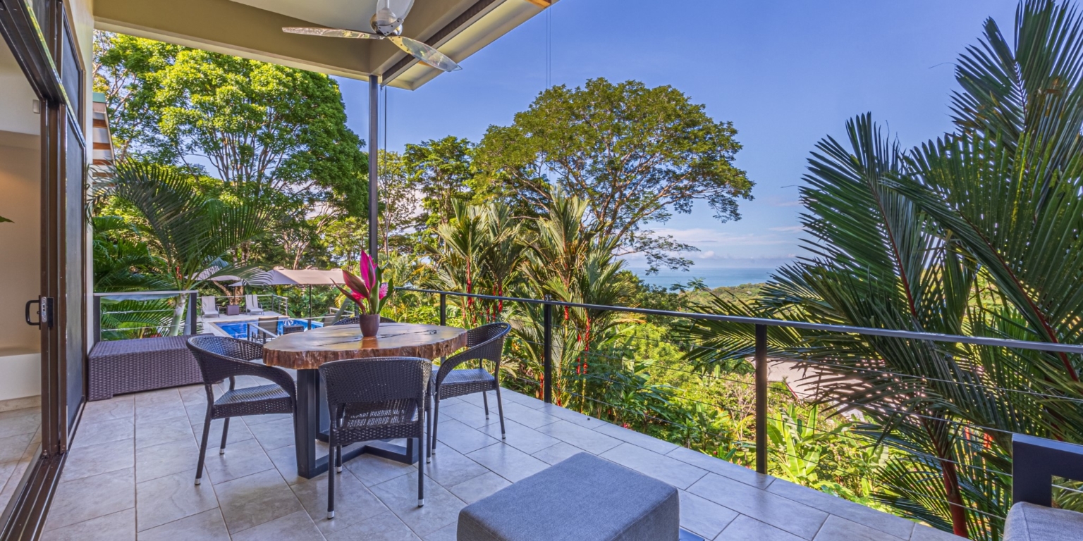 Luxurious 4-Bedroom Villa with Natural Surroundings, Unique Island Ocean Views & Rental History in Bahia Ballena near Ojochal & Uvita Costa Rica