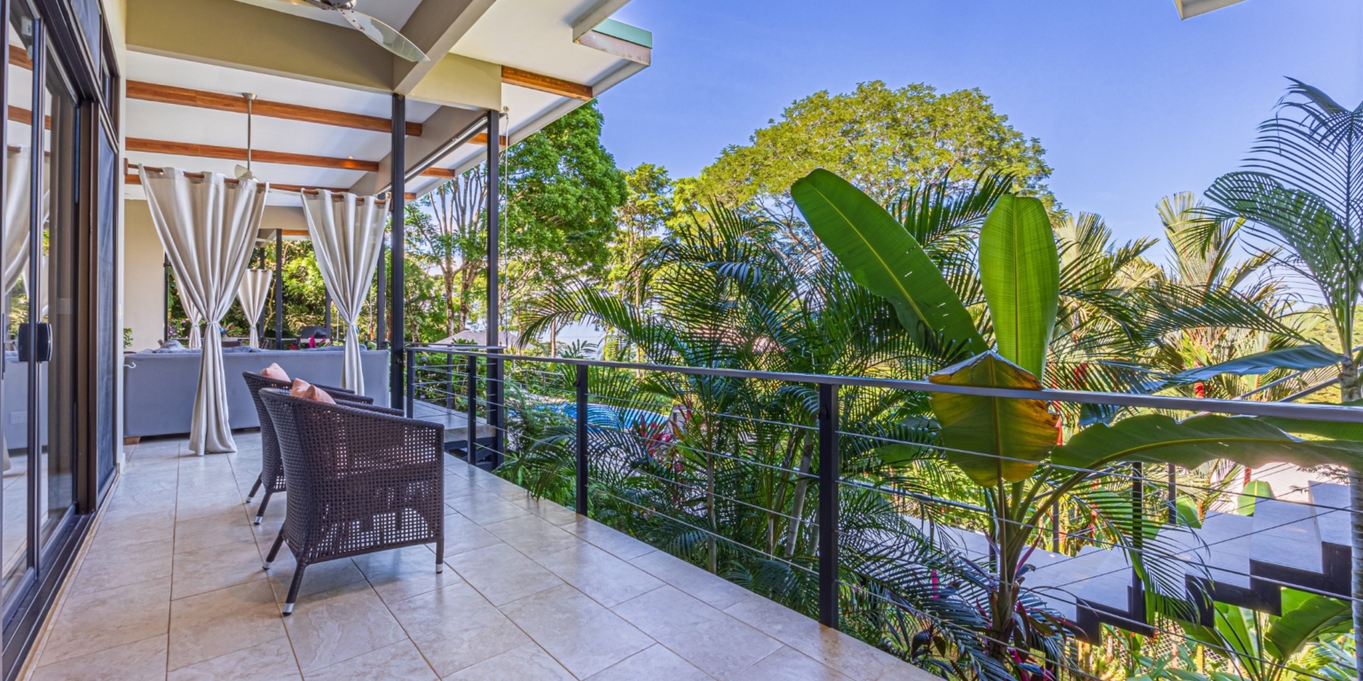Luxurious 4-Bedroom Villa with Natural Surroundings, Unique Island Ocean Views & Rental History in Bahia Ballena near Ojochal & Uvita Costa Rica