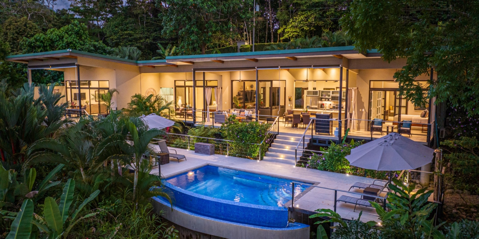Luxurious 4-Bedroom Villa with Natural Surroundings, Unique Island Ocean Views & Rental History in Bahia Ballena near Ojochal & Uvita Costa Rica