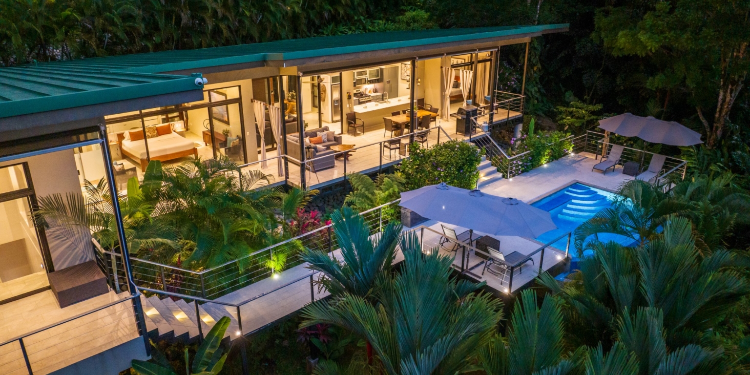 Luxurious 4-Bedroom Villa with Natural Surroundings, Unique Island Ocean Views & Rental History in Bahia Ballena near Ojochal & Uvita Costa Rica