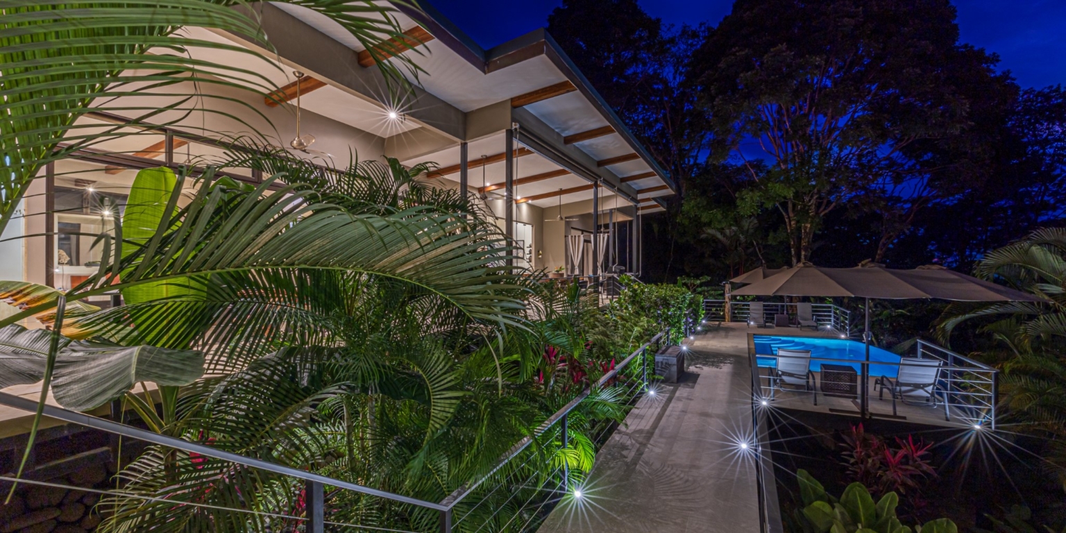 Luxurious 4-Bedroom Villa with Natural Surroundings, Unique Island Ocean Views & Rental History in Bahia Ballena near Ojochal & Uvita Costa Rica
