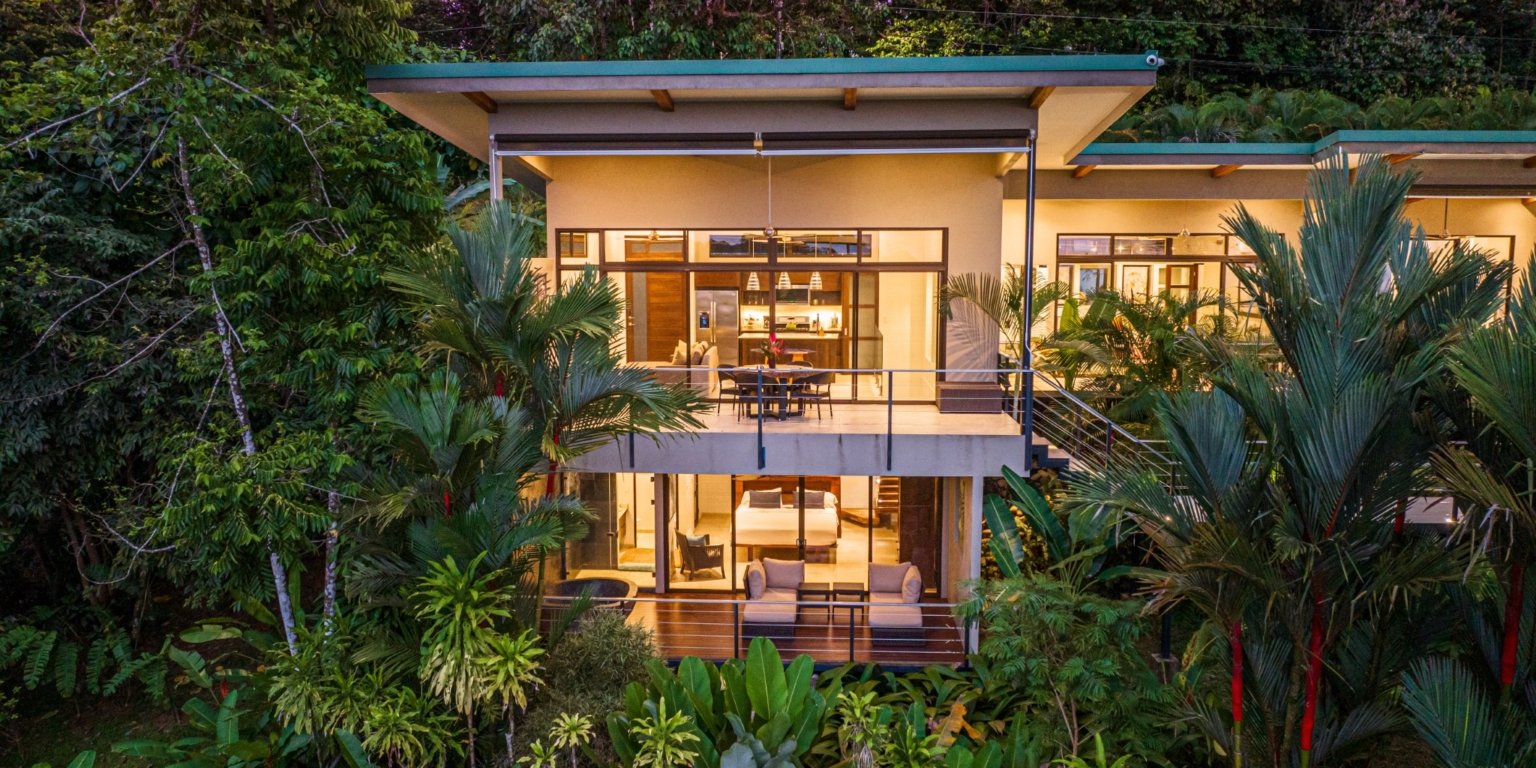 Luxurious 4-Bedroom Villa with Natural Surroundings, Unique Island Ocean Views & Rental History in Bahia Ballena near Ojochal & Uvita Costa Rica