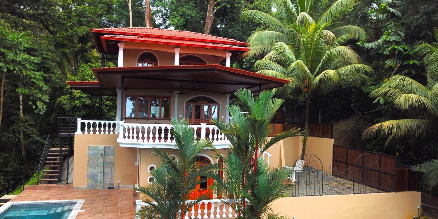 Jungle, Rivers, a Waterfall & Panoramic Ocean View with Easy Access Close to All Amenities in Ojochal Costa Rica