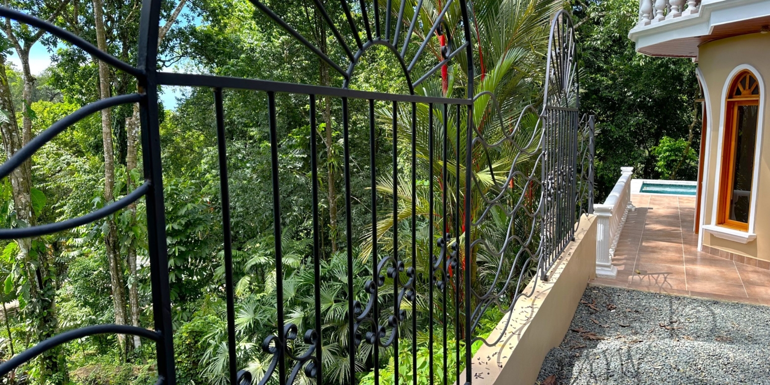 Jungle, Rivers, a Waterfall & Panoramic Ocean View with Easy Access Close to All Amenities in Ojochal Costa Rica