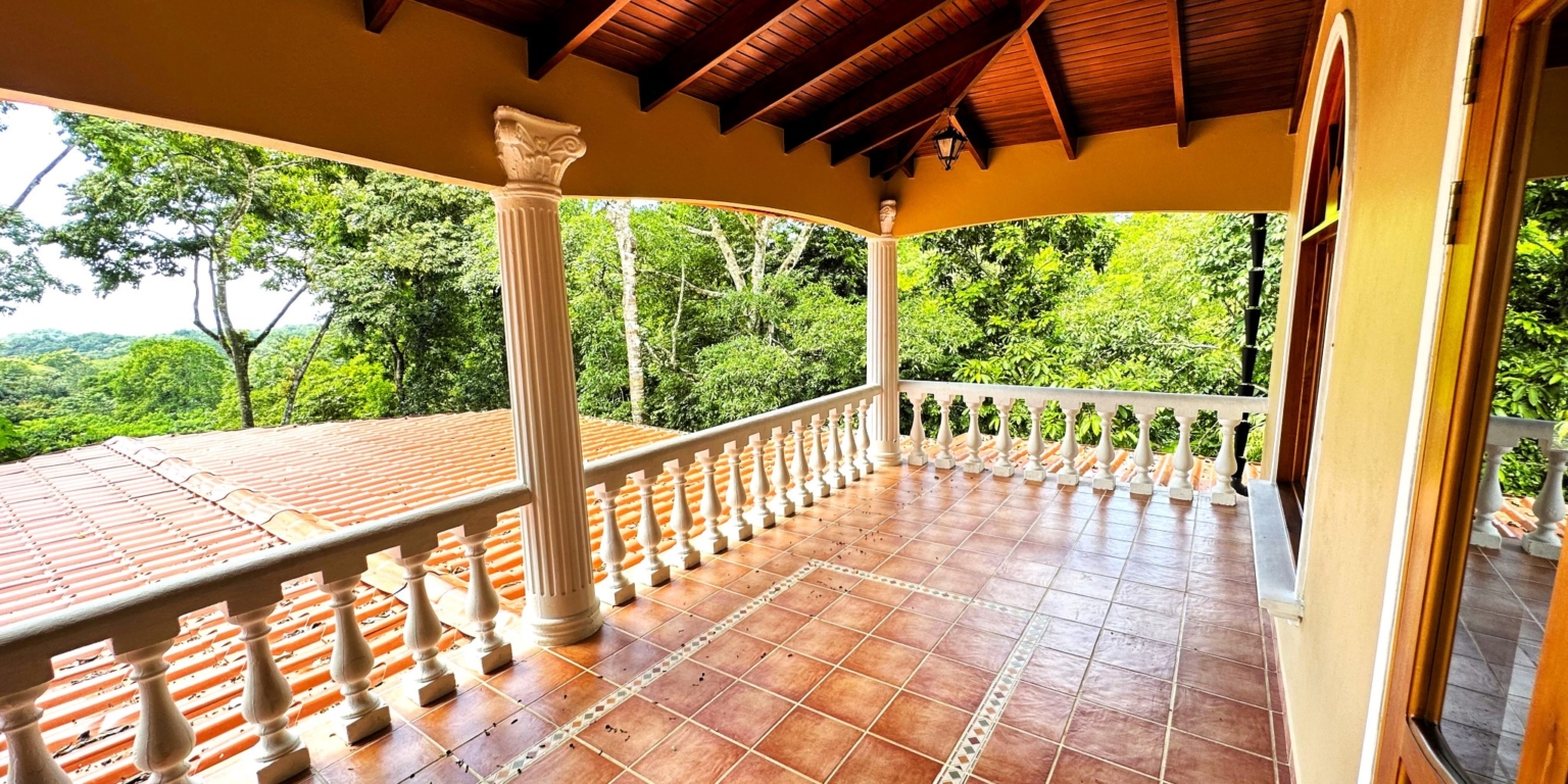 Jungle, Rivers, a Waterfall & Panoramic Ocean View with Easy Access Close to All Amenities in Ojochal Costa Rica