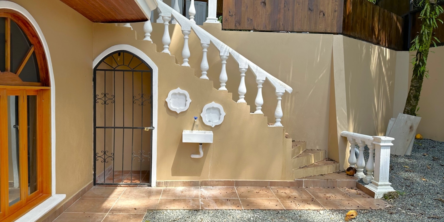 Jungle, Rivers, a Waterfall & Panoramic Ocean View with Easy Access Close to All Amenities in Ojochal Costa Rica