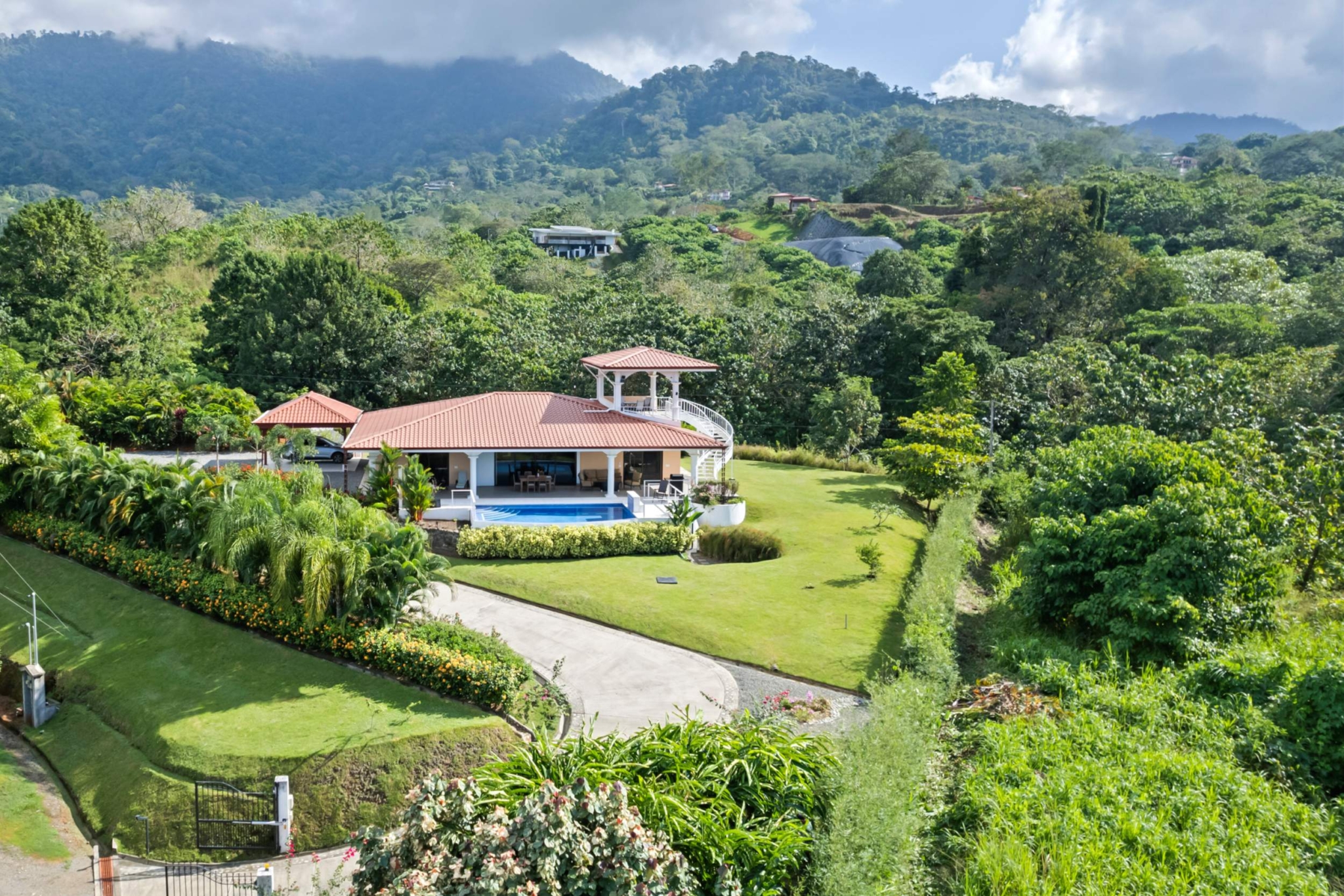 Phase 11 Home – Luxurious 4-Bedroom Home with Family-Friendly Layout, Incredible Pacific Ocean Views & Lush Tropical Grounds in Ojochal Costa Rica Luxurious 4-Bedroom Home with Family-Friendly Layout, Incredible Pacific Ocean Views & Lush Tropical Grounds in Ojochal Costa Rica