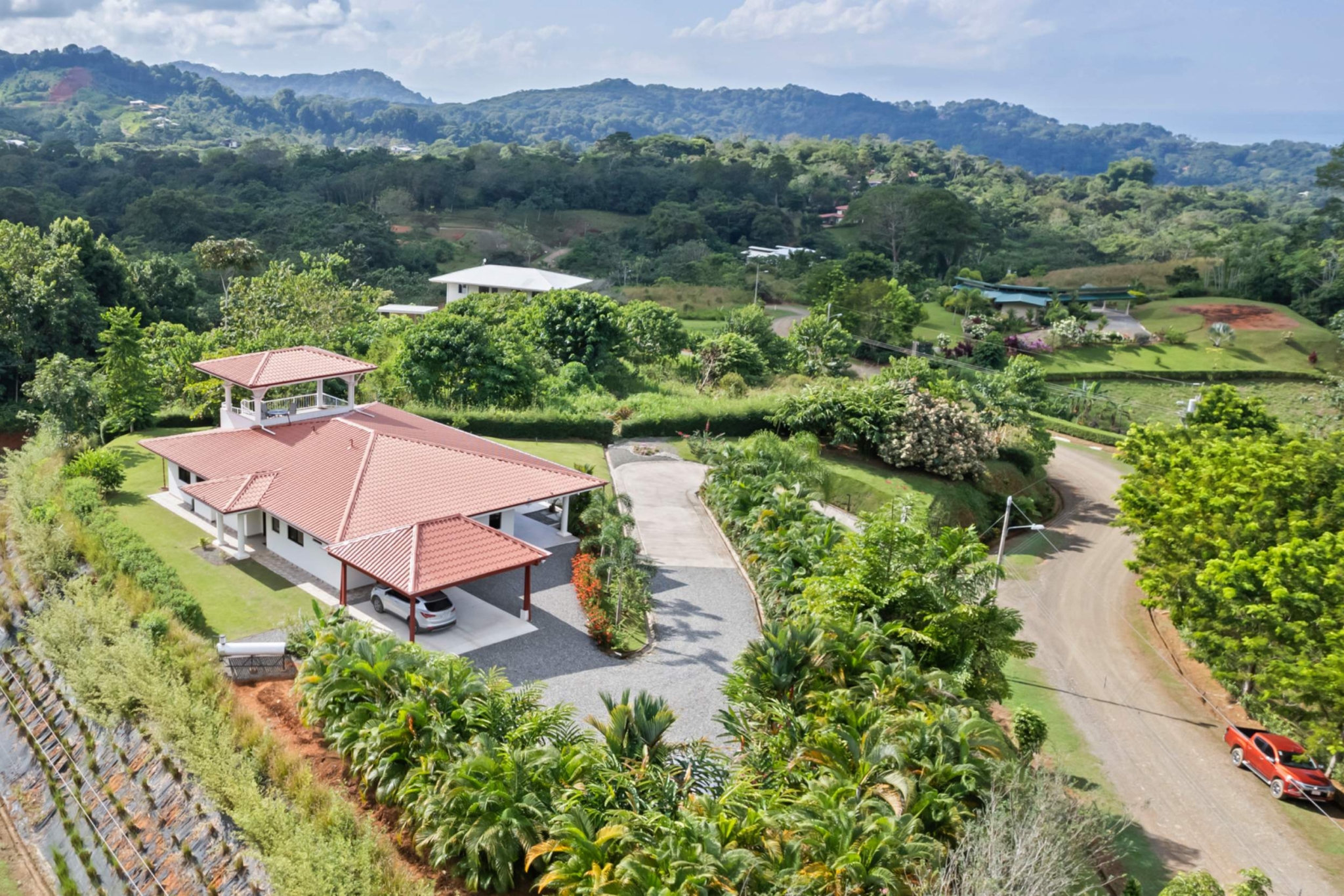Ojochal-ph11L35- (5) Luxurious 4-Bedroom Home with Family-Friendly Layout, Incredible Pacific Ocean Views & Lush Tropical Grounds in Ojochal Costa Rica