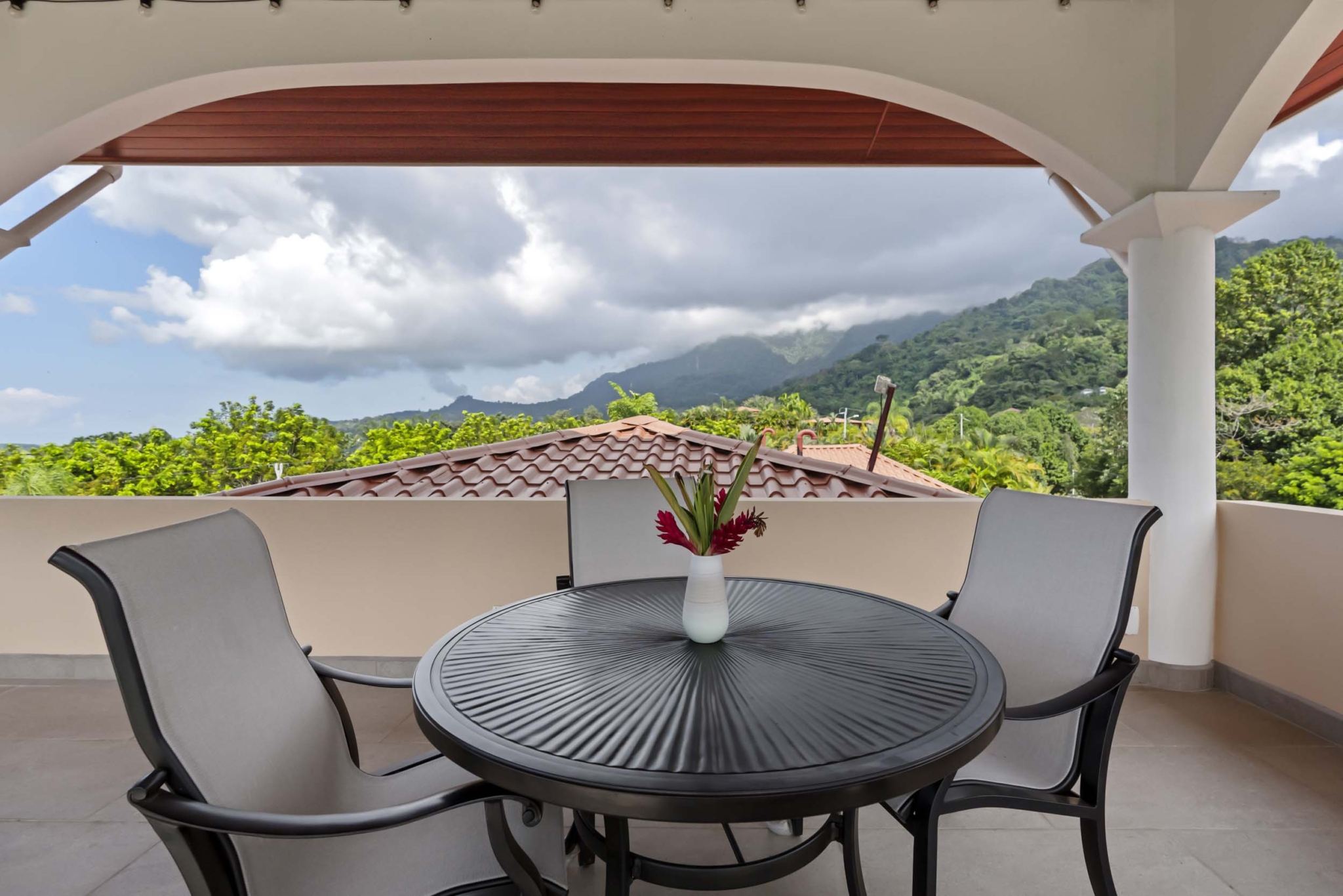 Phase 11 Home – Luxurious 4-Bedroom Home with Family-Friendly Layout, Incredible Pacific Ocean Views & Lush Tropical Grounds in Ojochal Costa Rica Luxurious 4-Bedroom Home with Family-Friendly Layout, Incredible Pacific Ocean Views & Lush Tropical Grounds in Ojochal Costa Rica