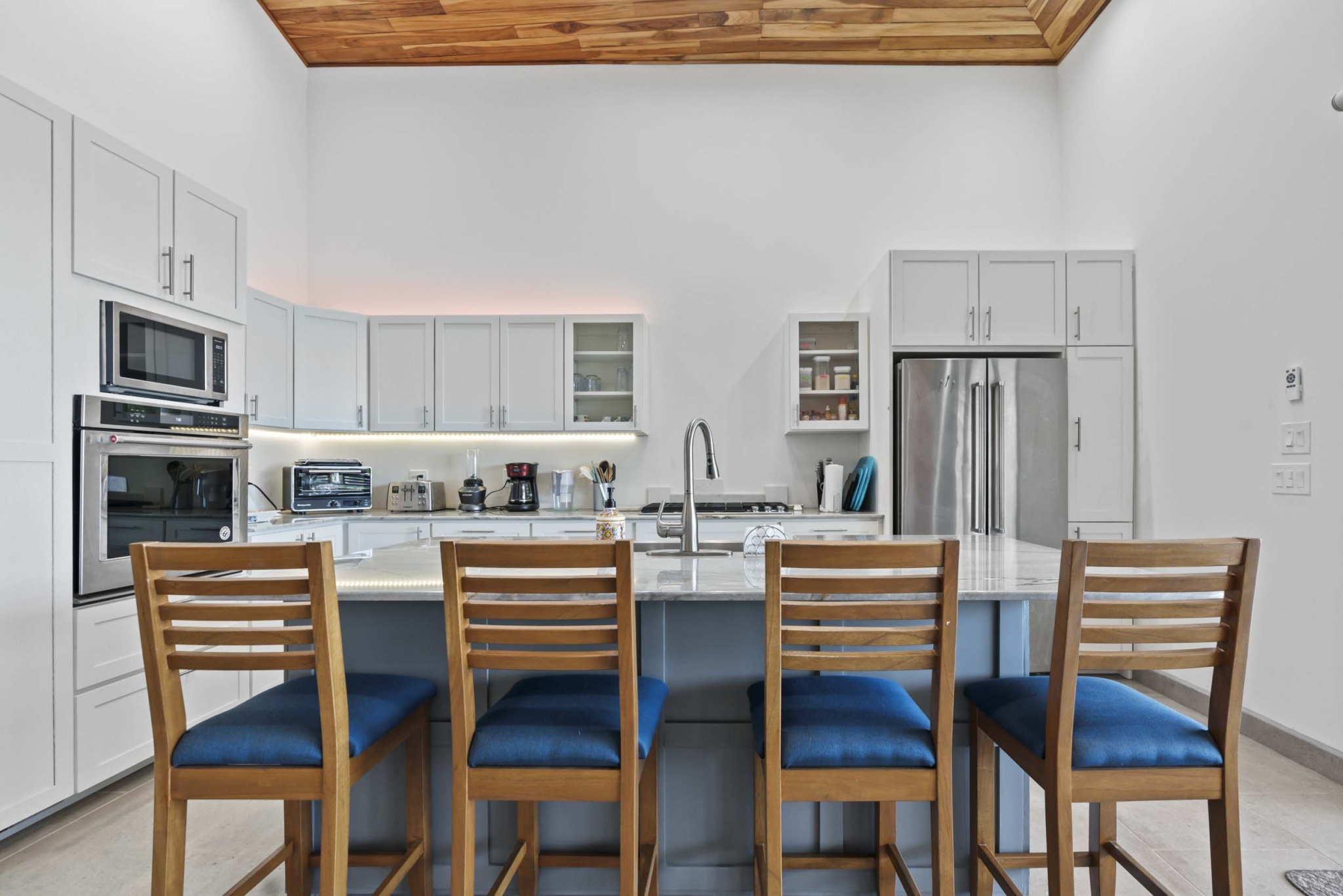 Phase 11 Home – Luxurious 4-Bedroom Home with Family-Friendly Layout, Incredible Pacific Ocean Views & Lush Tropical Grounds in Ojochal Costa Rica Luxurious 4-Bedroom Home with Family-Friendly Layout, Incredible Pacific Ocean Views & Lush Tropical Grounds in Ojochal Costa Rica