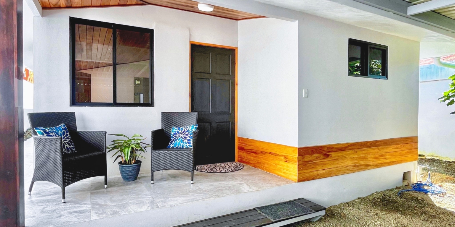 Newly Renovated 2BR Home Walking Distance to Beach in Dominicalito Costa Rica Newly Renovated 2BR Home Walking Distance to Beach in Dominicalito Costa Rica