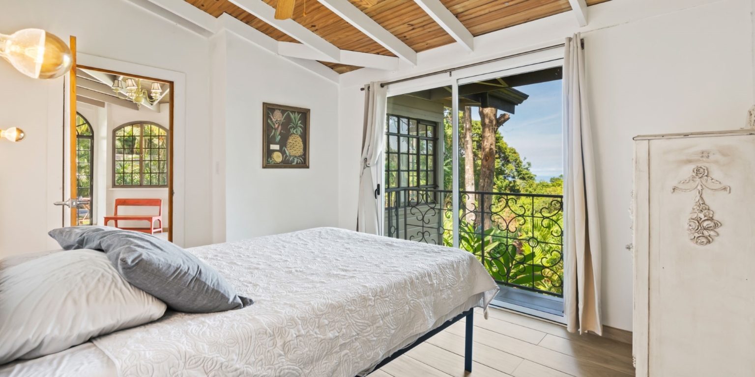 Ocean View 3-Bedroom Home with Incredible Views in Lagunas near Dominical Costa Rica