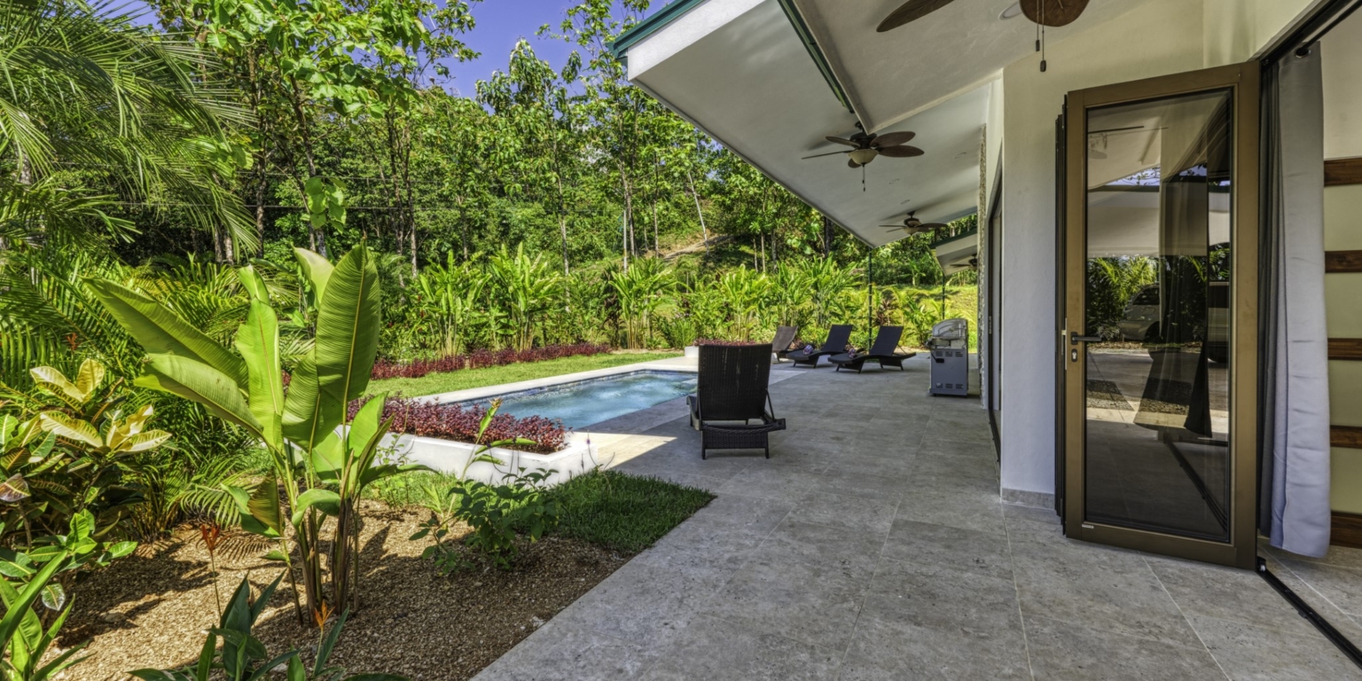 Beautiful 2-Bedroom Ocean View Home with Sparkling Pool in the Gated Community of Tulpa Ridge in Matapalo Costa Rica