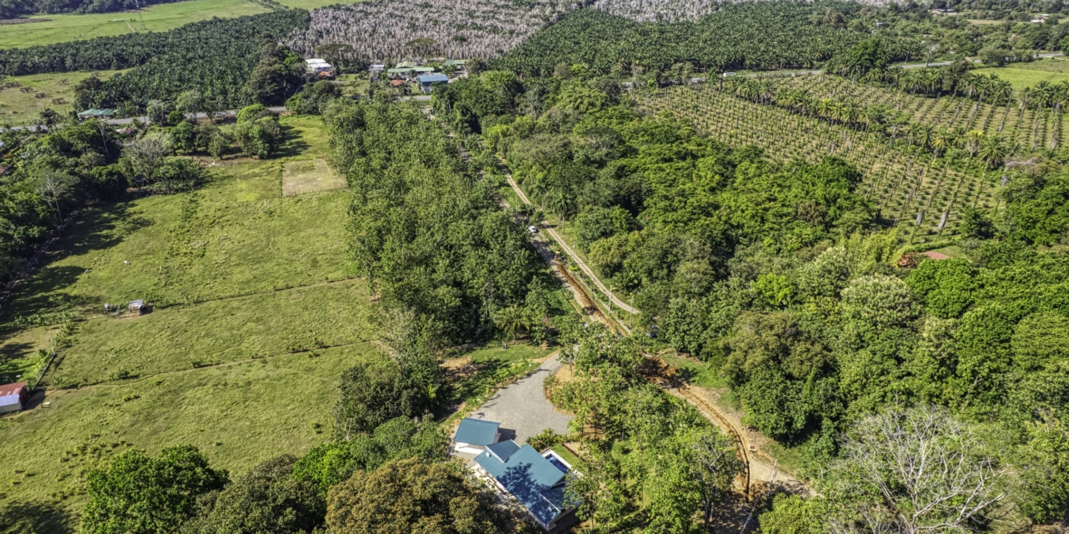 Beautiful 2-Bedroom Ocean View Home with Sparkling Pool in the Gated Community of Tulpa Ridge in Matapalo Costa Rica