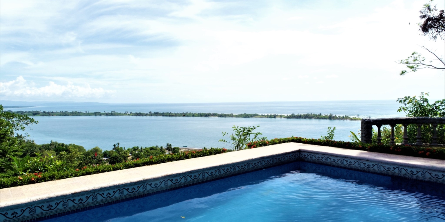 House & Cabins With Outstanding Ocean, Sunset & Mountain Views on the Front Ridge in Ojochal Costa Rica