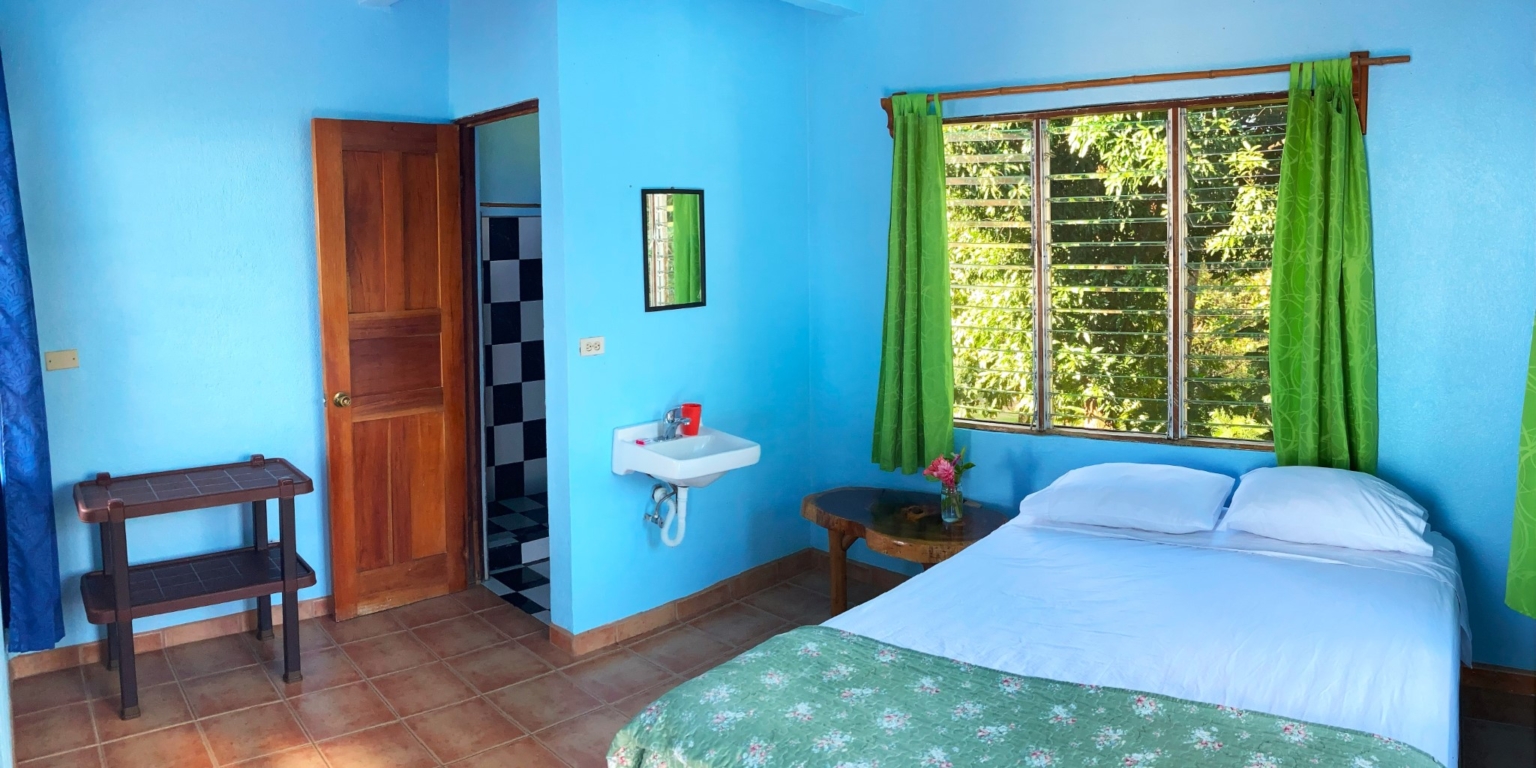 House & Cabins With Outstanding Ocean, Sunset & Mountain Views on the Front Ridge in Ojochal Costa Rica