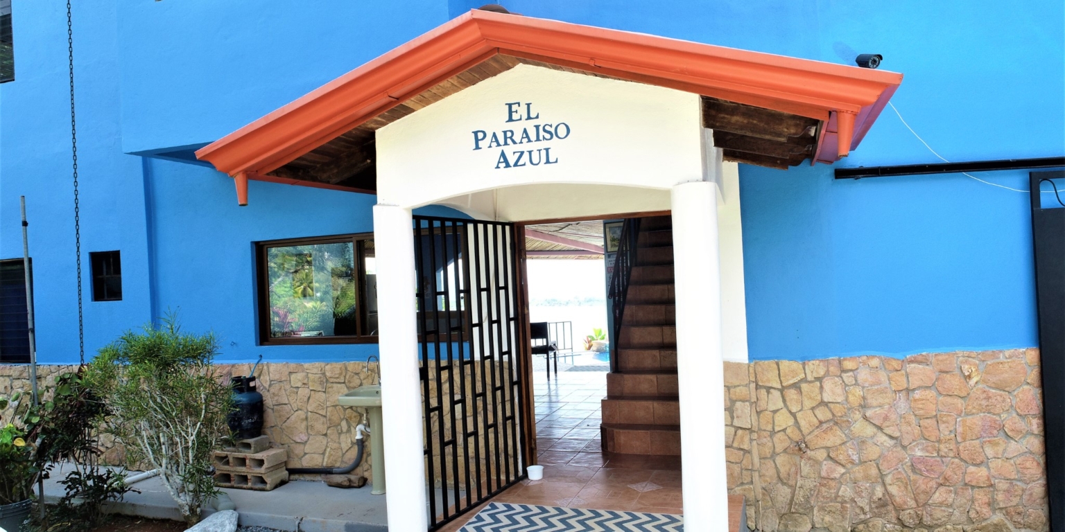 House & Cabins With Outstanding Ocean, Sunset & Mountain Views on the Front Ridge in Ojochal Costa Rica