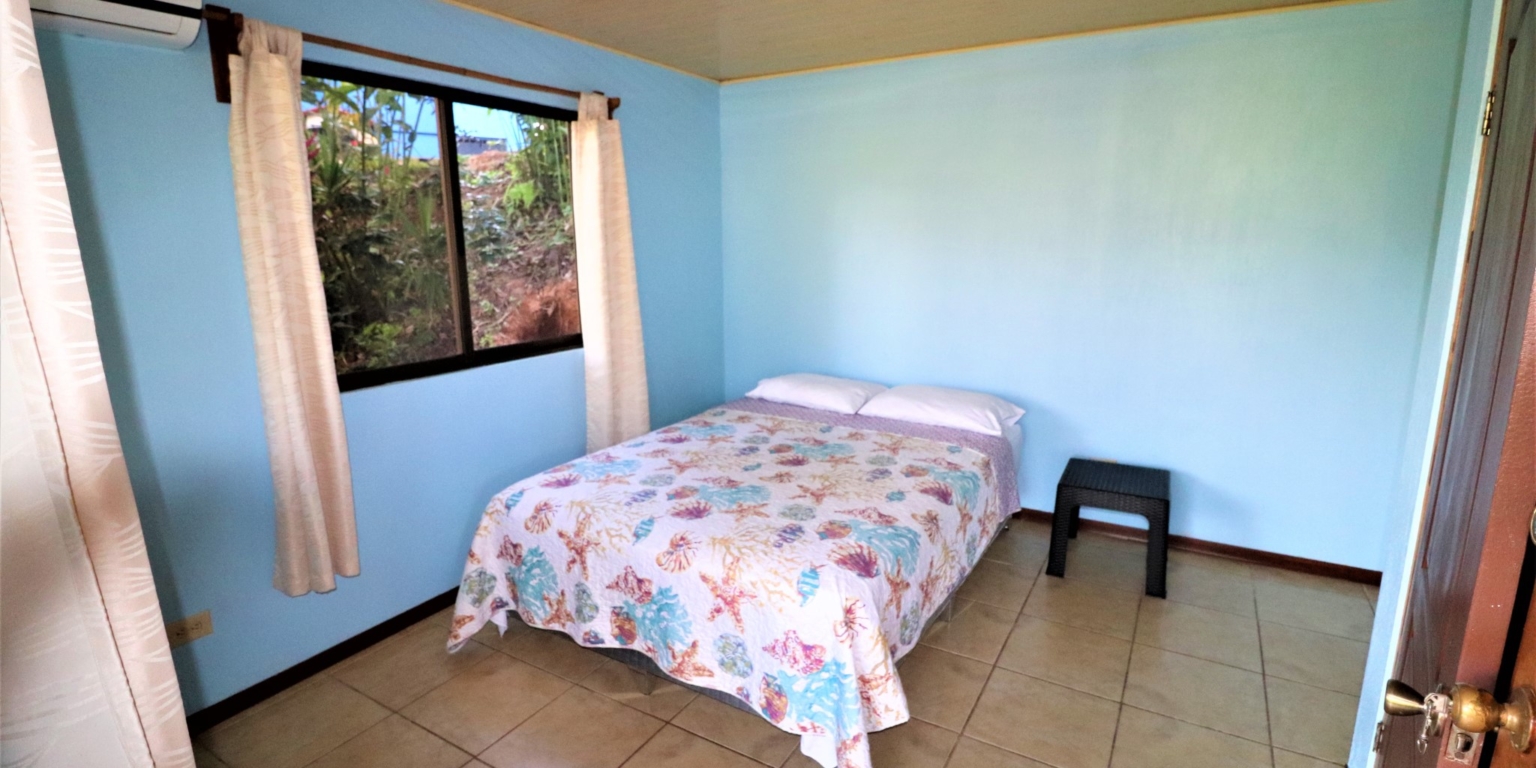 House & Cabins With Outstanding Ocean, Sunset & Mountain Views on the Front Ridge in Ojochal Costa Rica