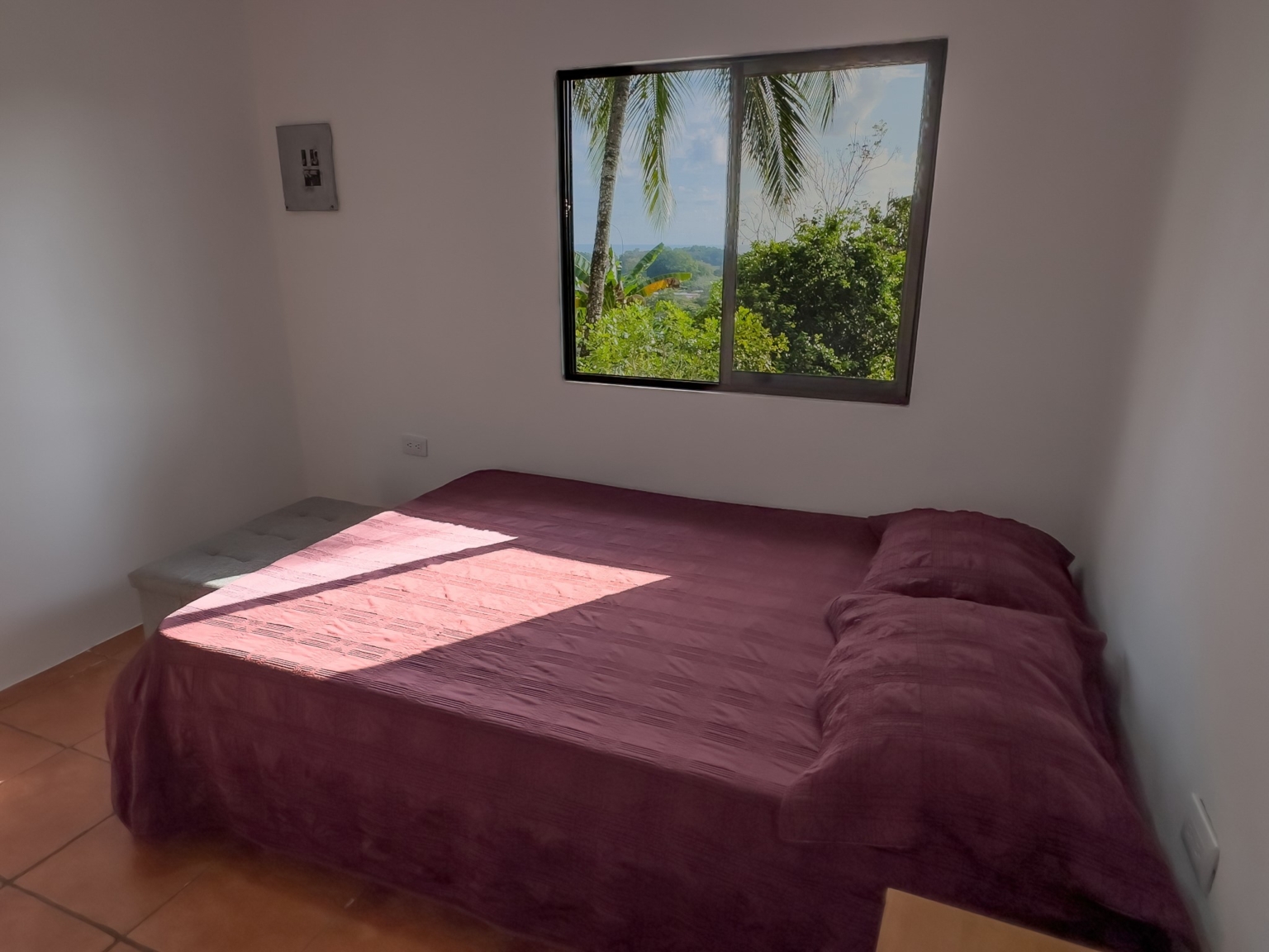 Cozy 3-Bedroom Home with Ocean Views in Hatillo near Dominical Costa Rica Cozy 3-Bedroom Home with Ocean Views in Hatillo near Dominical Costa Rica
