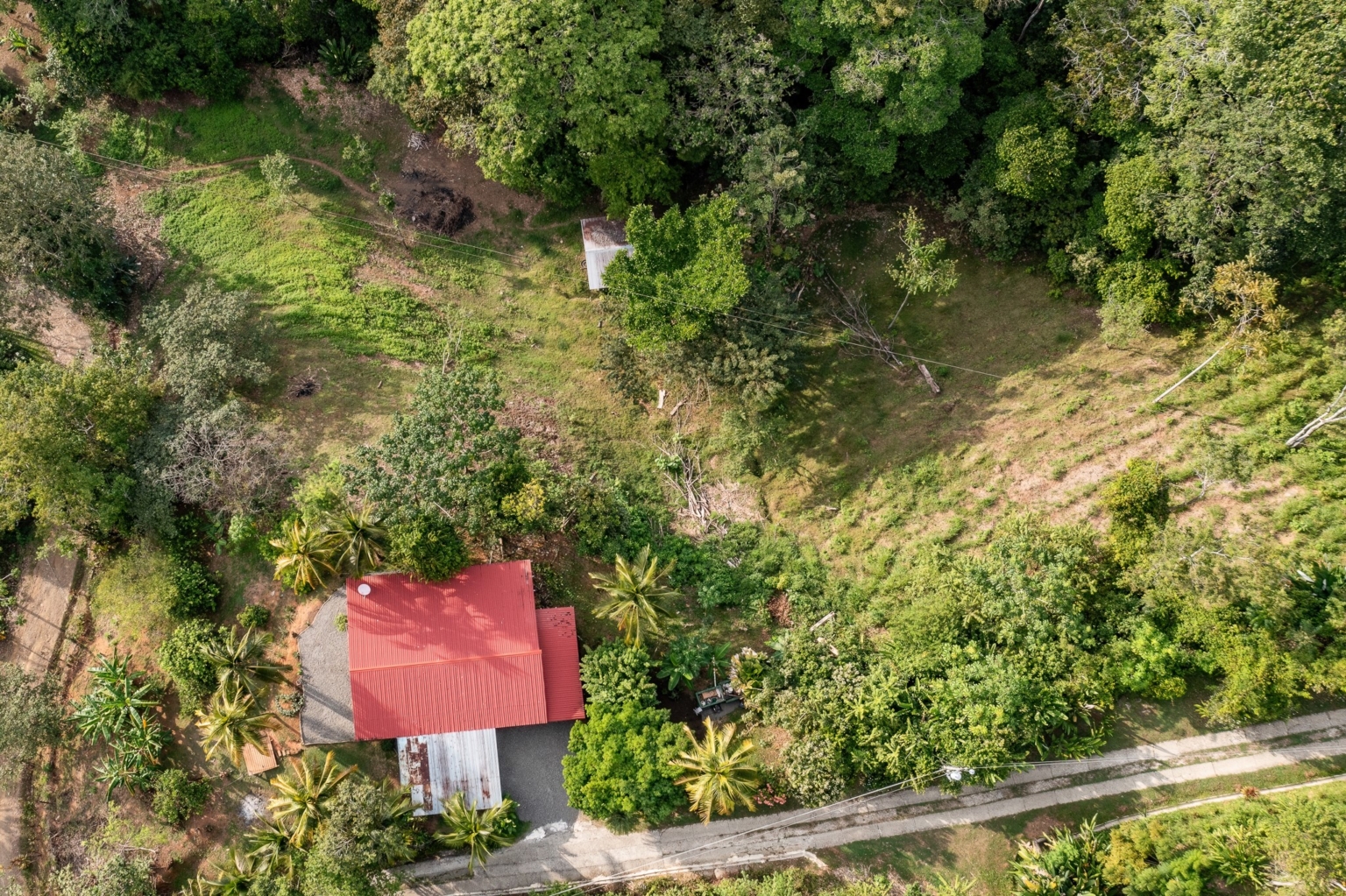 Cozy 3-Bedroom Home with Ocean Views in Hatillo near Dominical Costa Rica Cozy 3-Bedroom Home with Ocean Views in Hatillo near Dominical Costa Rica